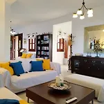 Yalis Hotel 4*
