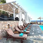 Yalis Hotel 4*