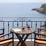 Yalis Hotel 4*