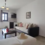 Hotel Yalis