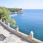 Yalis Votsi (Alonnisos)