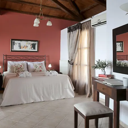 Yalis Votsi (Alonnisos)