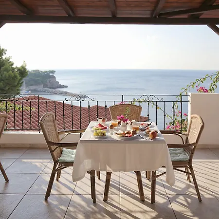 Yalis Votsi (Alonnisos)