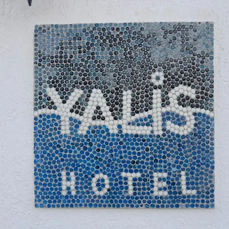 Yalis Hotel