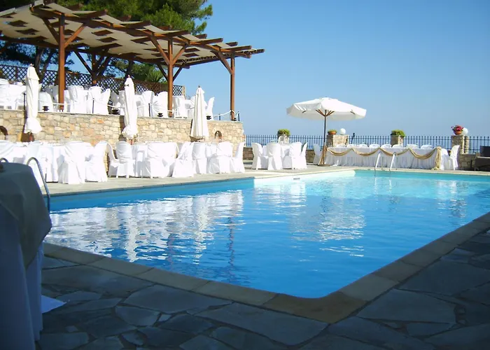 Yalis 4* Votsi (Alonnisos)